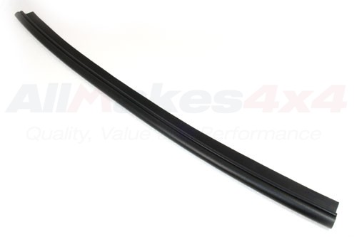 DEFENDER REAR DOOR LOWER SEAL (alr4770)