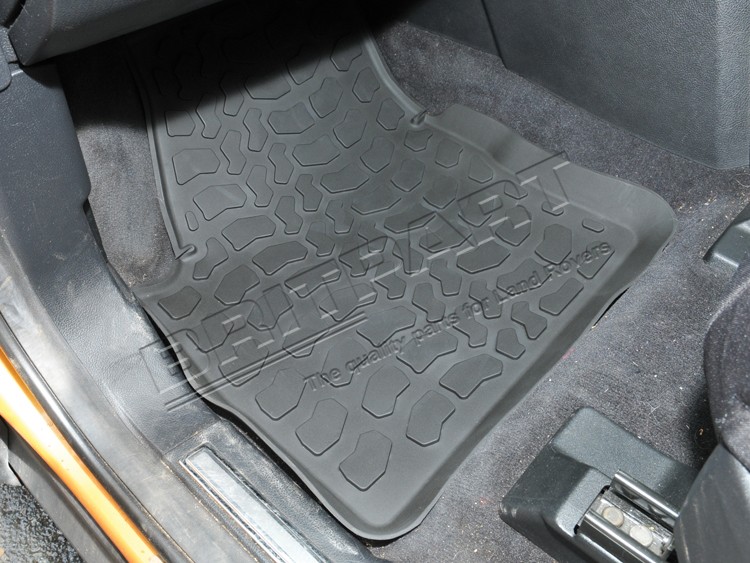 FREELANDER 2 RUBBER MATS SET  (4 PIECE) R/H/D