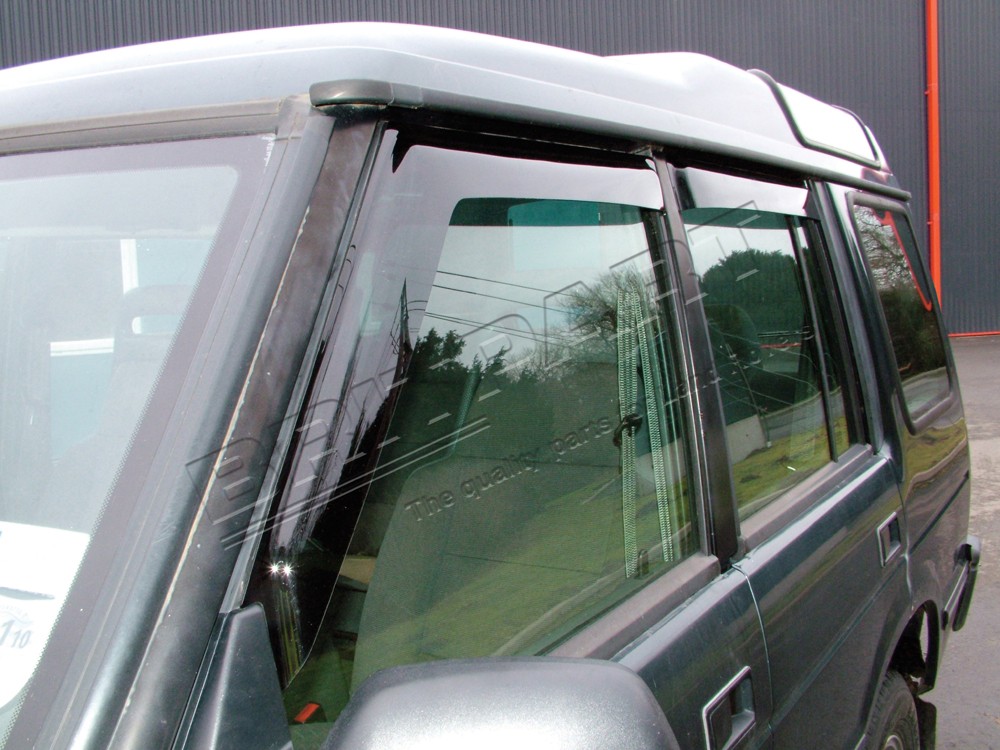 WIND DEFLECTOR SET