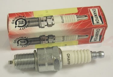 SPARK PLUG V8