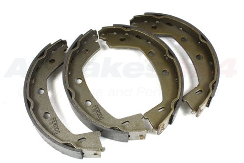 Hand Brake Shoes Freelander 2 LR001020