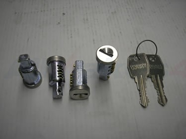 LOCK SET