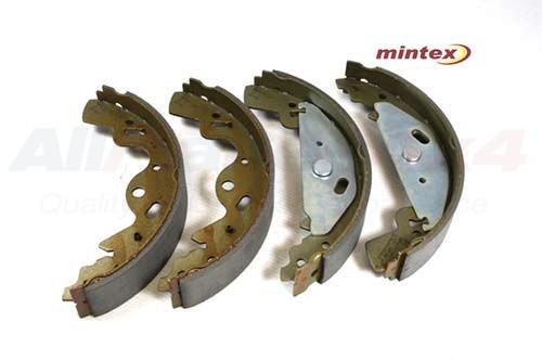 BRAKE SHOE SET