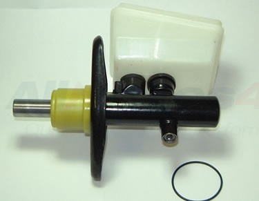 MASTER CYLINDER