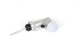 MASTER CYLINDER